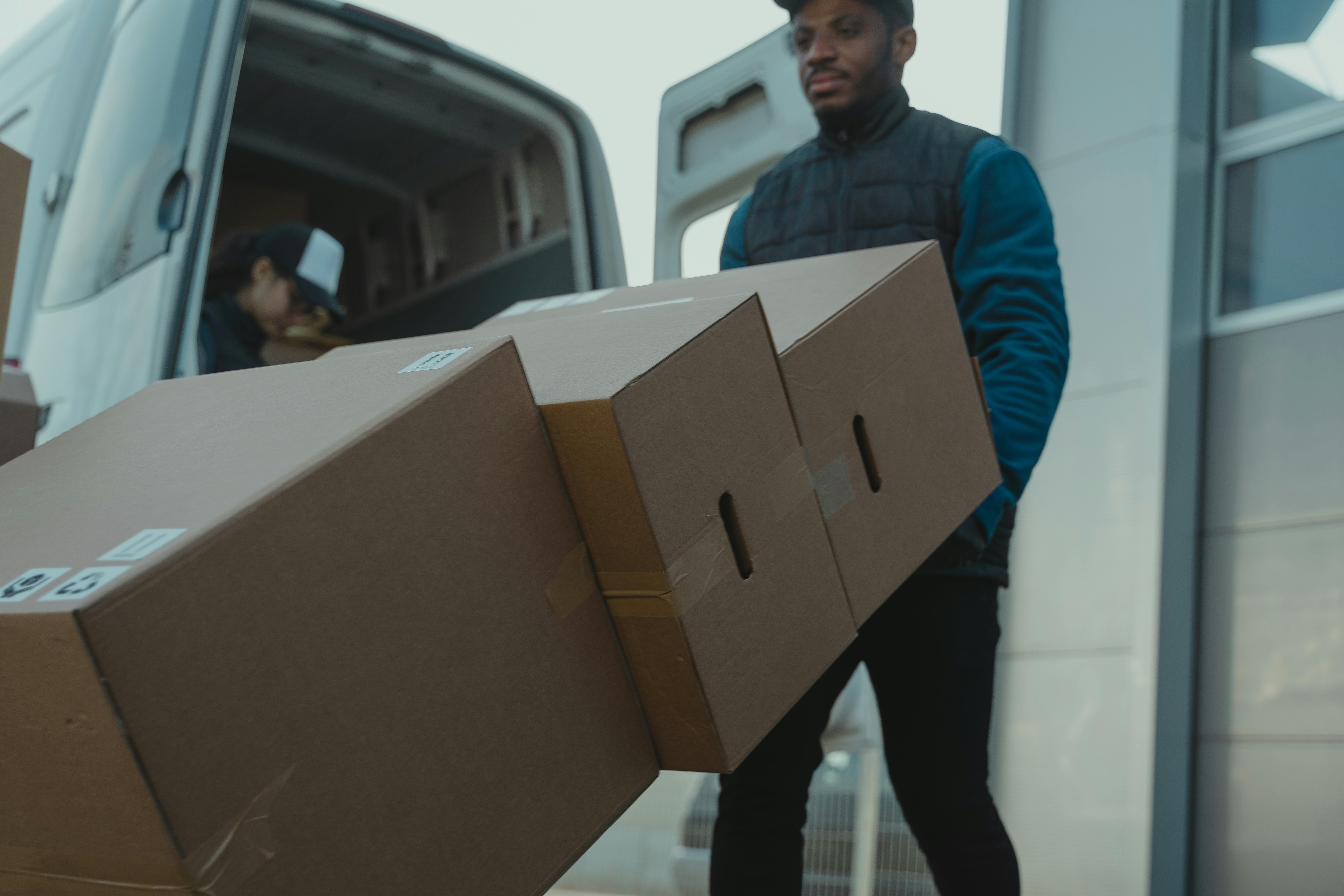 Image the Best Way to Send Small Packages