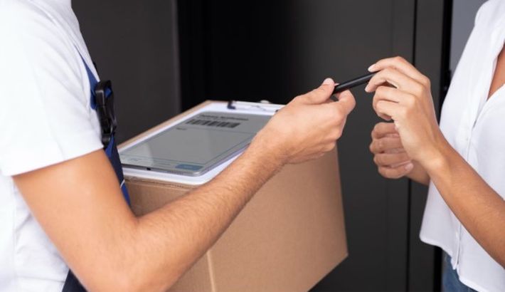 Delivered Duty Paid (DDP) vs. Delivered Duty Unpaid (DDU): What's the Difference?