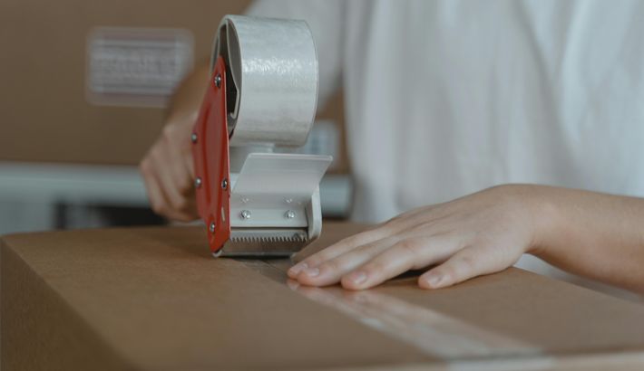 Artwork Shipping: How to Easily Ship a Painting?